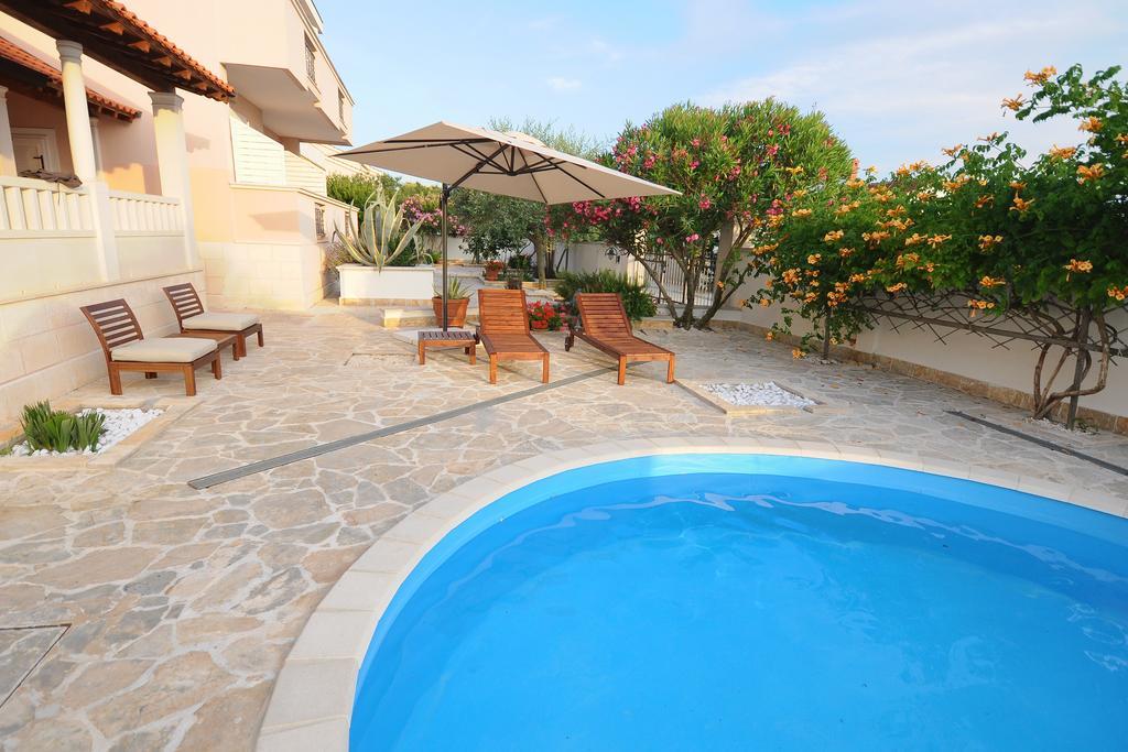 Apartments Villa Marnii Kožino Εξωτερικό φωτογραφία