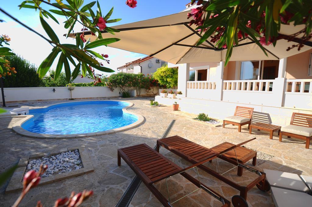 Apartments Villa Marnii Kožino Εξωτερικό φωτογραφία