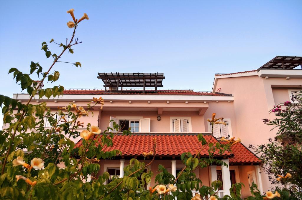 Apartments Villa Marnii Kožino Εξωτερικό φωτογραφία