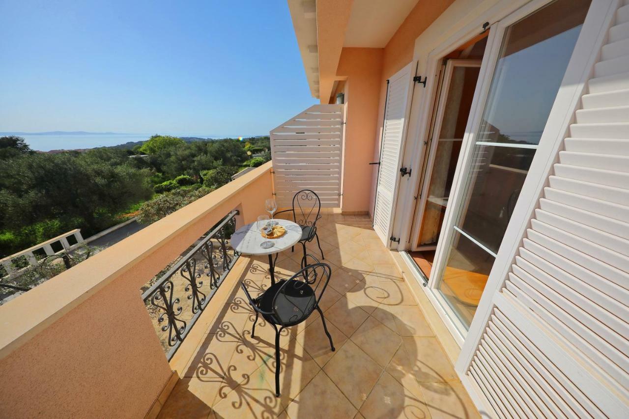 Apartments Villa Marnii Kožino Εξωτερικό φωτογραφία