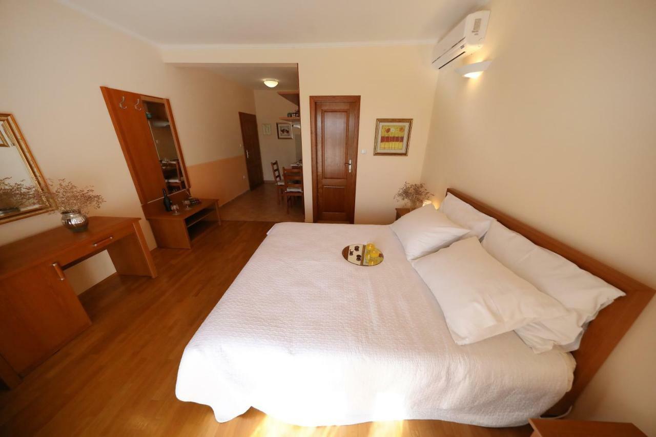 Apartments Villa Marnii Kožino Εξωτερικό φωτογραφία