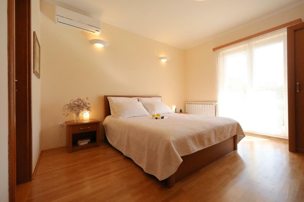 Apartments Villa Marnii Kožino Εξωτερικό φωτογραφία