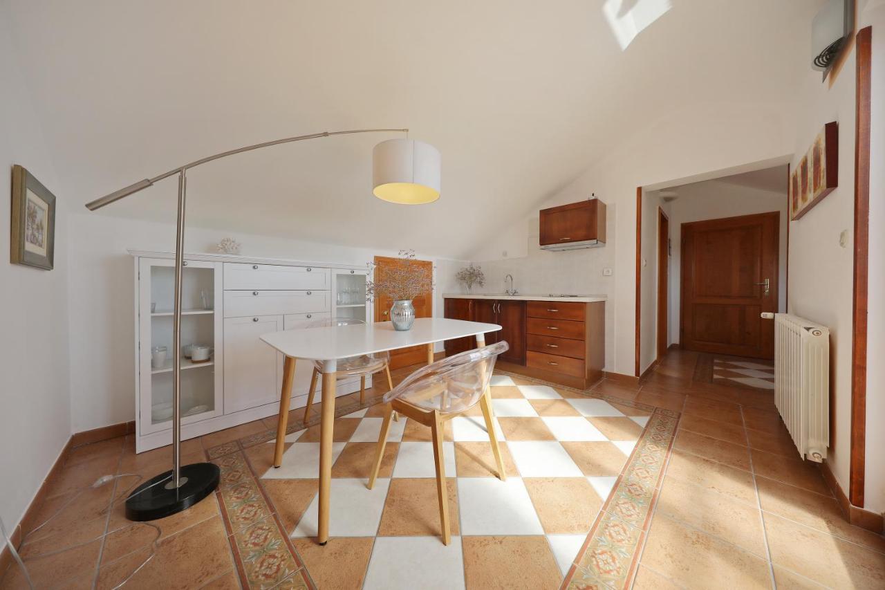 Apartments Villa Marnii Kožino Εξωτερικό φωτογραφία